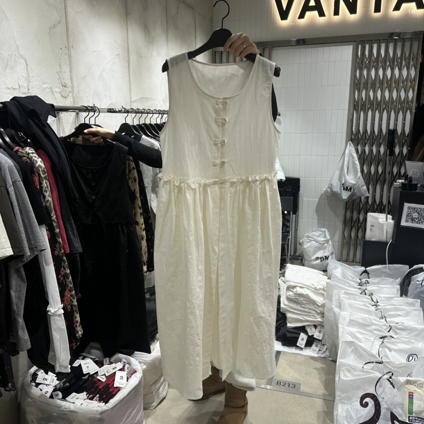 VANTA韓國直郵東大門實拍女裝新品人氣職業推薦25春夏連衣裙VANTA連衣裙圖色1