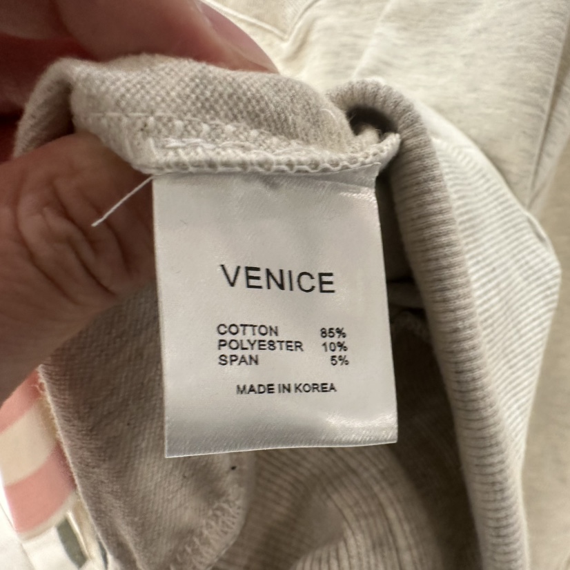 VENICE韓國直郵女裝新款推薦人氣休閑真品25春夏時尚熱賣衛衣VENICE衛衣