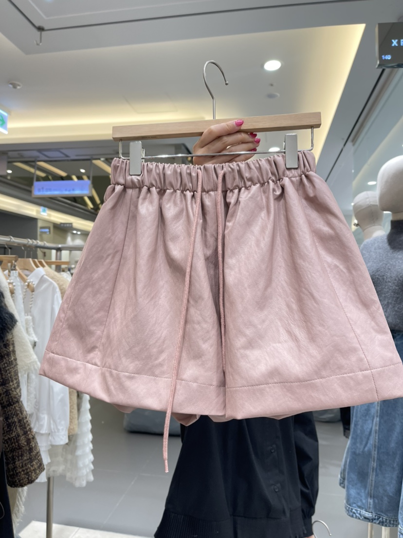XPARTY直郵韓國代購女裝新品25春夏熱賣休閑人氣推薦短褲皮褲XPARTY短褲圖色3