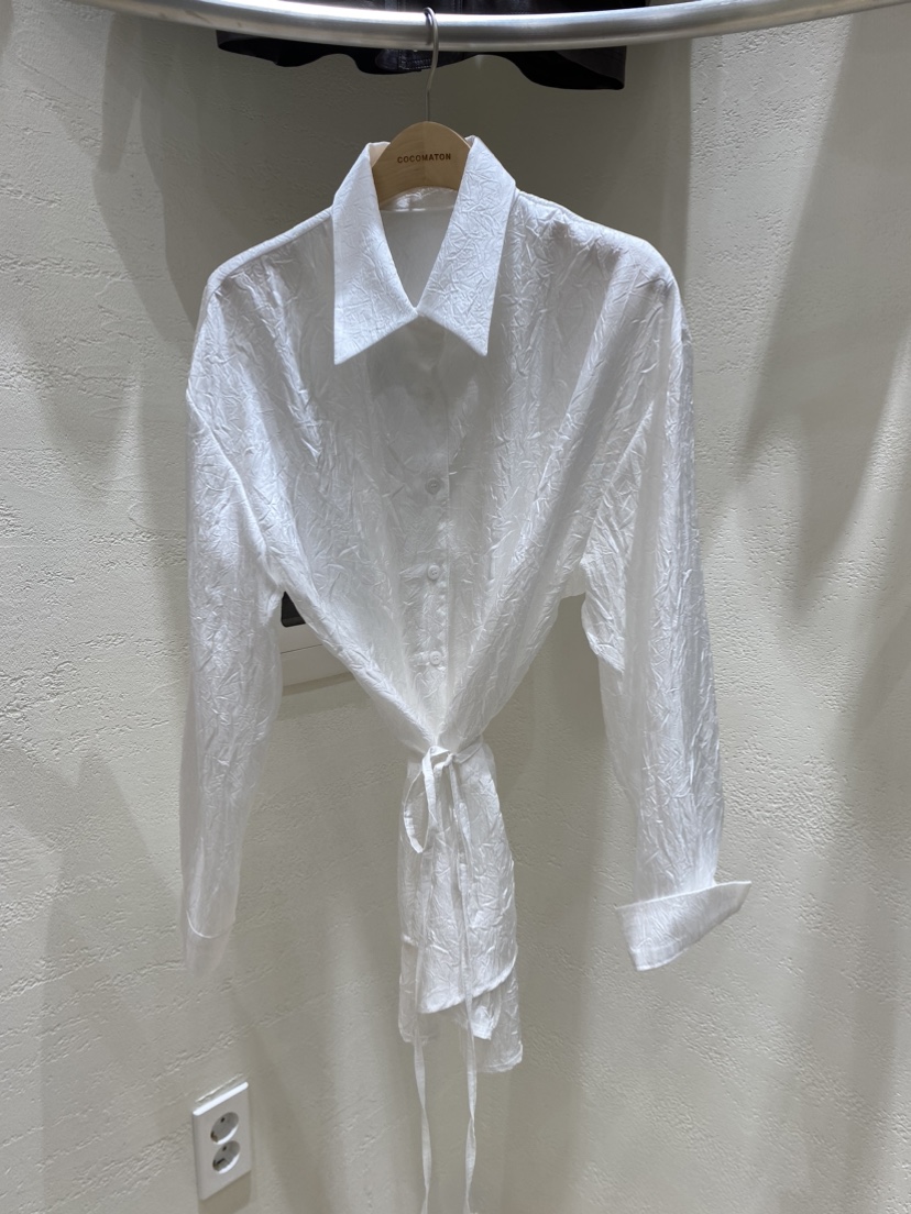 COCOMATON韓國直郵東大門實拍女裝新品熱賣襯衫蕾絲衫含腰繩COCOMATON襯衫/蕾絲衫