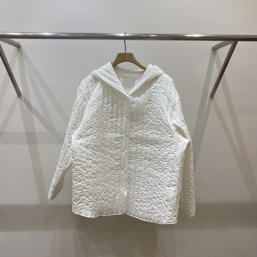 SILVER韓國直郵東大門實拍女裝新品時尚熱賣短款棉服兜帽絎縫SILVER短款棉服
