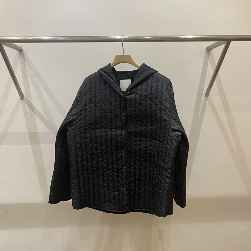 SILVER韓國直郵東大門實拍女裝新品時尚熱賣短款棉服兜帽絎縫SILVER短款棉服圖色3