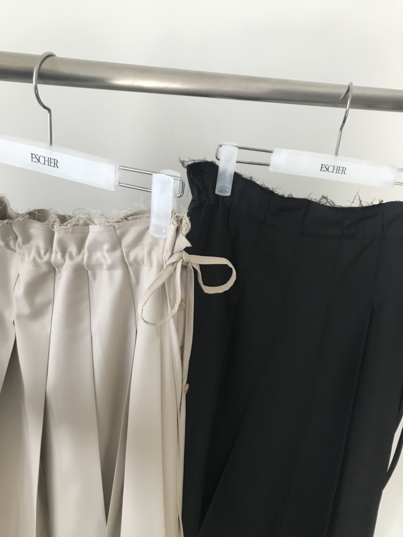 ESCHER韓國直郵東大門實拍女裝新品時尚推薦25春夏半身裙中短裙ESCHER半身裙/中短裙