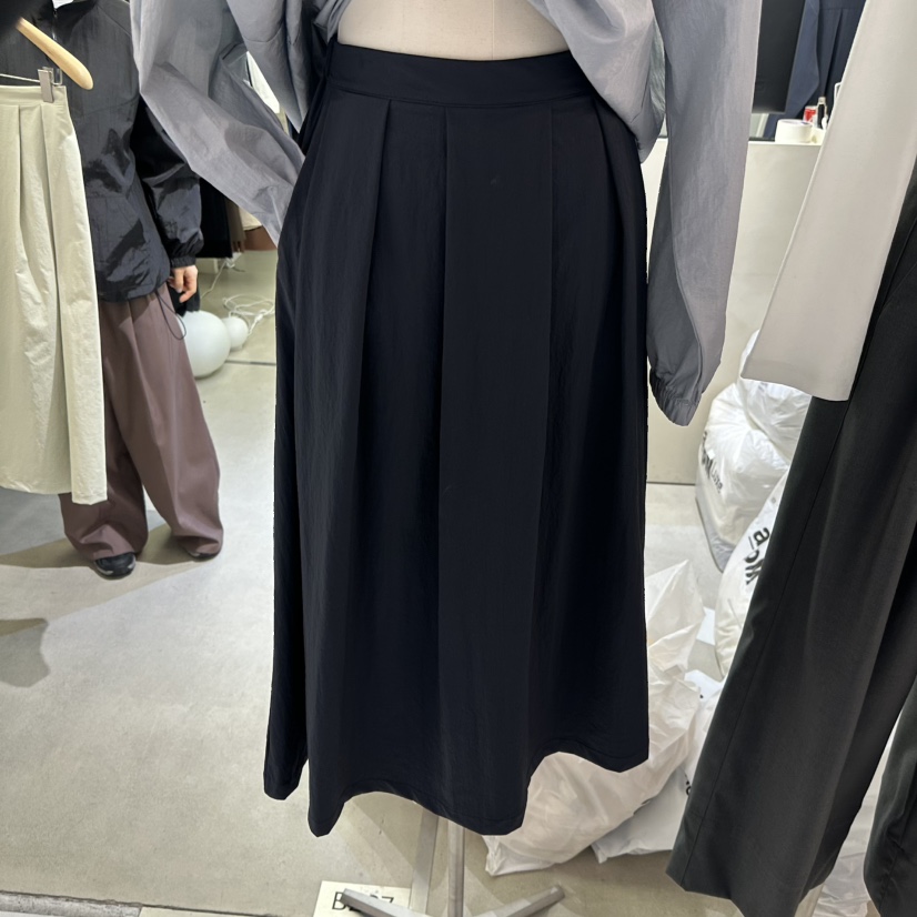 AMON直郵韓國代購女裝新品職業時尚人氣休閑推薦25春夏長裙AMON長裙圖色2