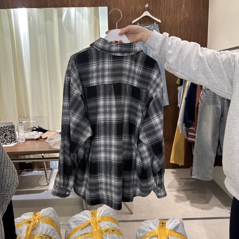 BUCKLE直郵韓國代購女裝新品人氣熱賣真品推薦襯衫蕾絲衫格紋BUCKLE襯衫/蕾絲衫