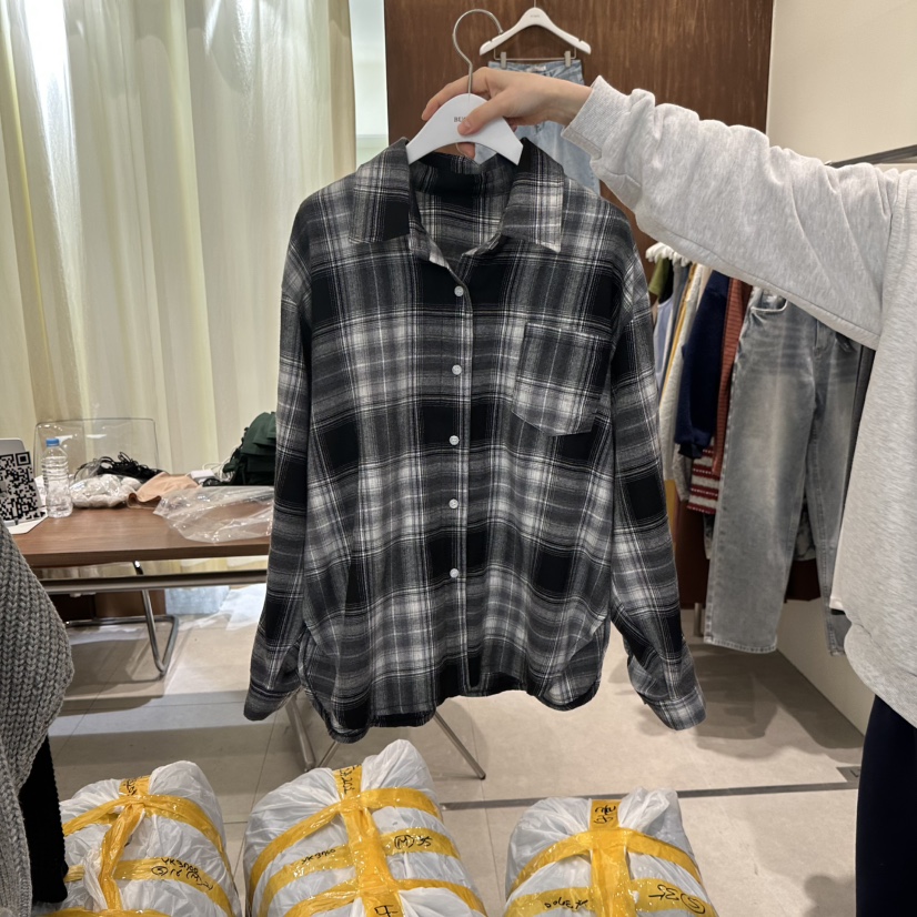 BUCKLE直郵韓國代購女裝新品人氣熱賣真品推薦襯衫蕾絲衫格紋BUCKLE襯衫/蕾絲衫圖色2