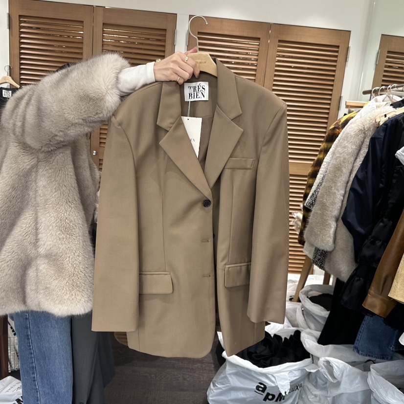 TRES BIEN韓國直郵東大門實拍女裝新品推薦職業休閑熱賣夾克TRES BIEN夾克圖色2