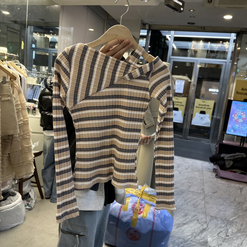 FOUNDATION直郵韓國代購女裝新款25春夏時尚推薦人氣長袖T恤FOUNDATION長袖T恤圖色3