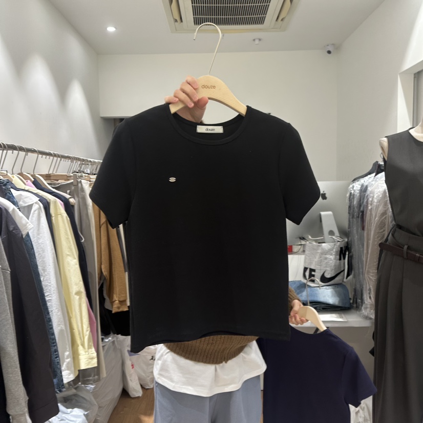 DOUZE韓國直郵東大門實拍女裝新品真品熱賣時尚推薦25春夏T恤DOUZET恤圖色4