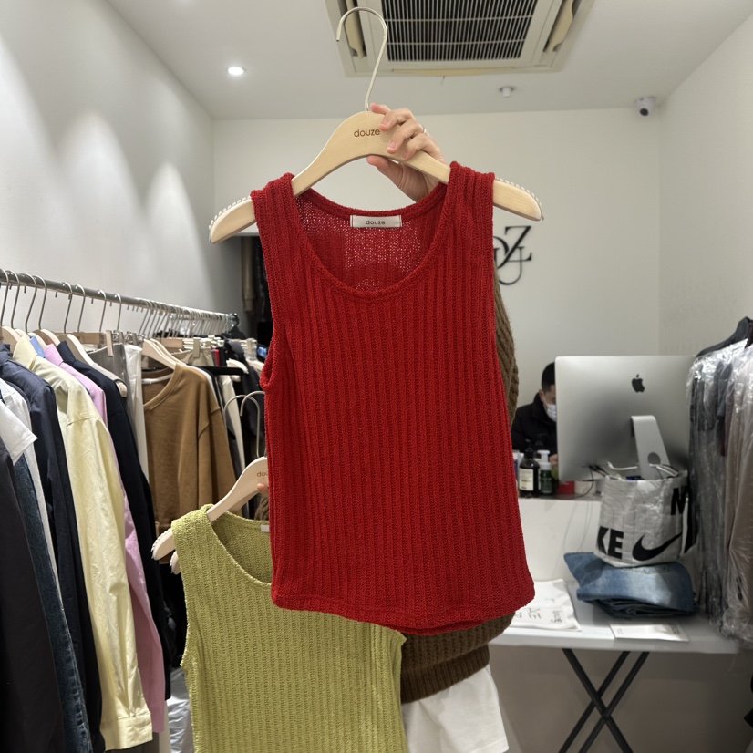 DOUZE韓國直郵東大門代購女裝新品推薦職業熱賣人氣吊帶背心DOUZE吊帶/背心圖色2