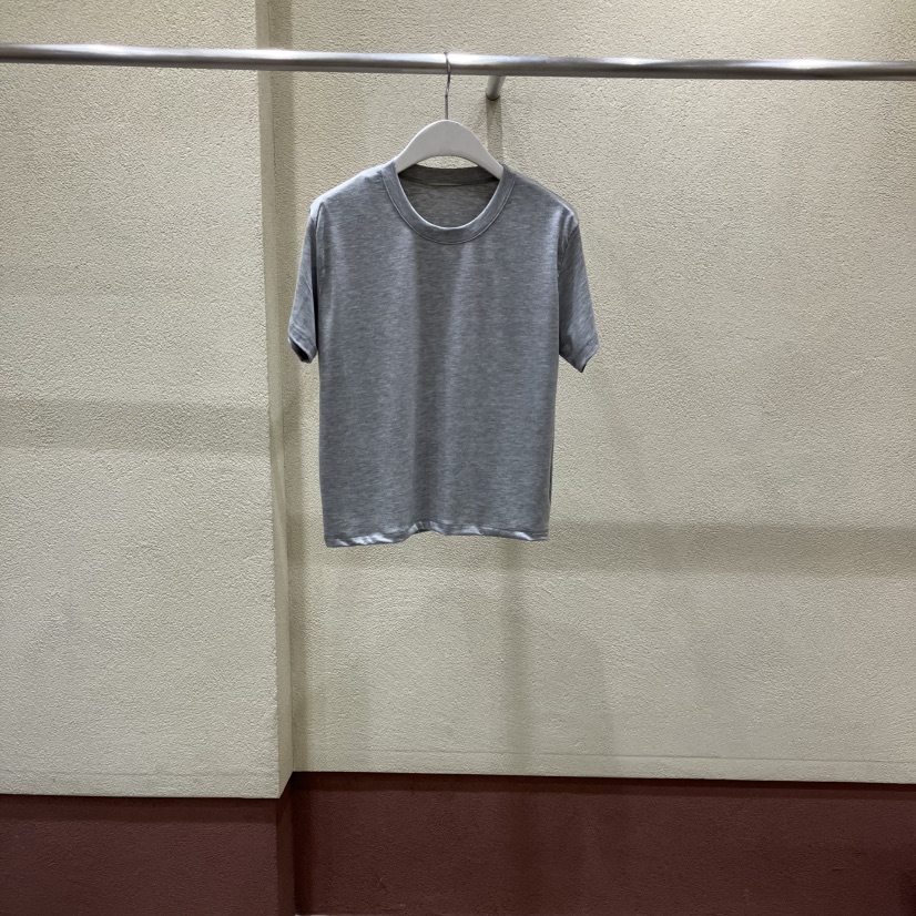 BROCCOLISALAD東大門直郵女士新款時尚真品休閑熱賣職業T恤BROCCOLISALADT恤圖色3