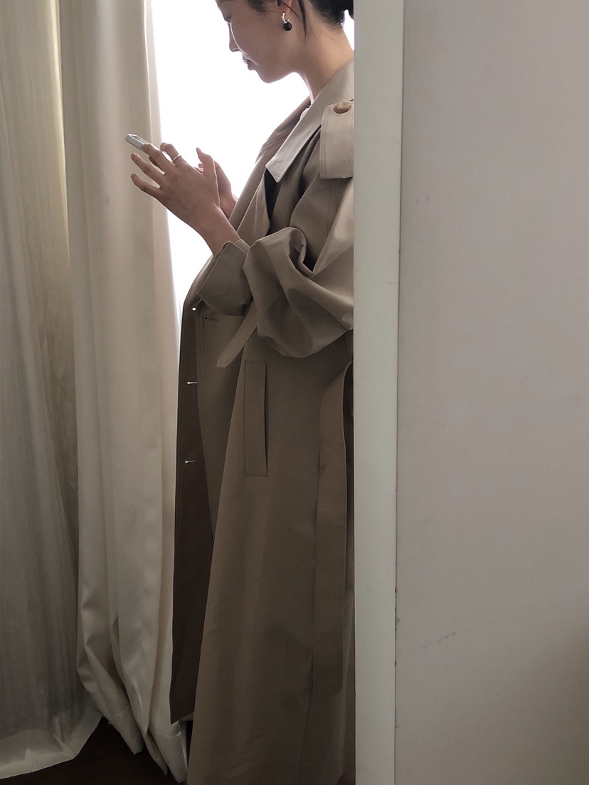 LE BUTTER韓國直郵東大門實拍女裝新品時尚推薦中長款大衣LE BUTTER中長款大衣