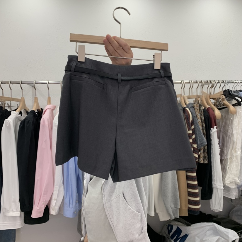 LELEN韓國直郵東大門實拍女裝新品熱賣人氣時尚裙褲包含腰帶LELEN裙褲