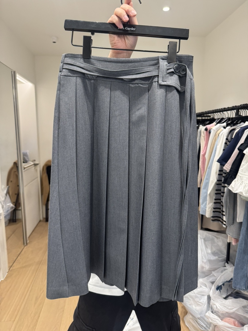 BIEN GARDER韓國代購女裝新款熱賣職業推薦半身裙中短裙褶皺BIEN GARDER半身裙/中短裙圖色1