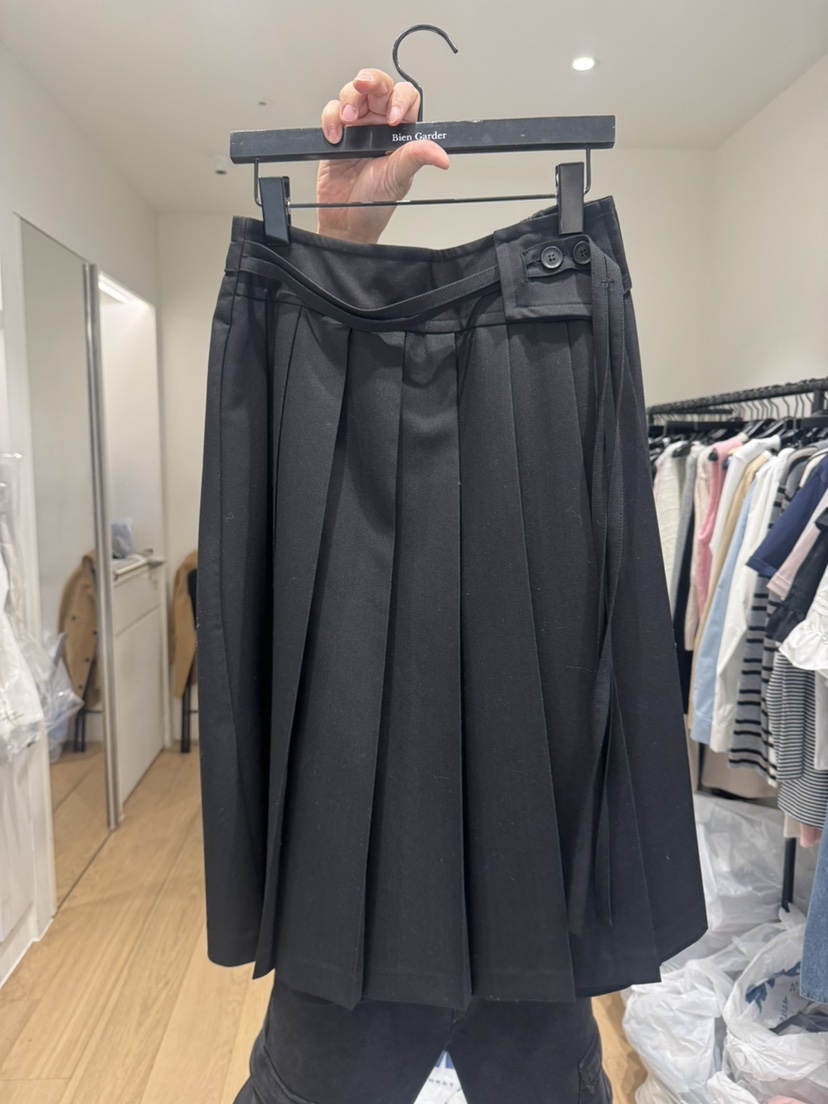 BIEN GARDER韓國代購女裝新款熱賣職業推薦半身裙中短裙褶皺BIEN GARDER半身裙/中短裙圖色2