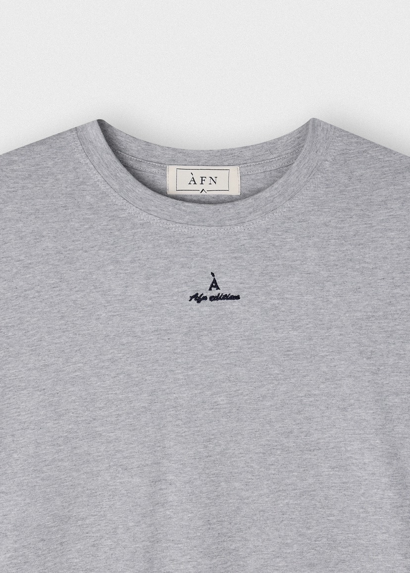 A Flan東大門直郵女裝新款推薦25春夏時尚人氣熱賣職業T恤A FlanT恤