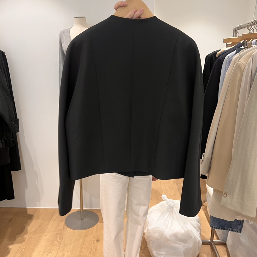 OUR-A東大門直郵女裝新品25春夏熱賣時尚真品推薦人氣夾克OUR-A夾克