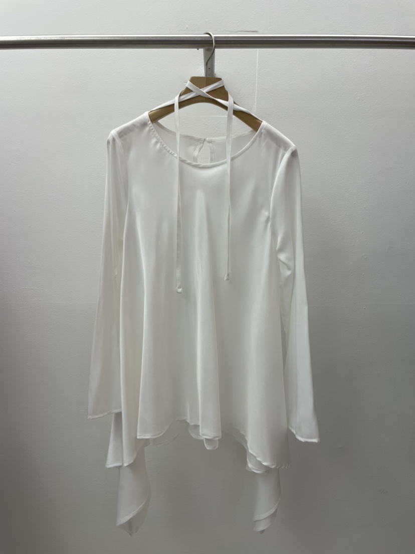 SANDALWOOD東大門代購女裝新款25春夏真品襯衫蕾絲衫含脖帶AMOUR襯衫/蕾絲衫圖色2