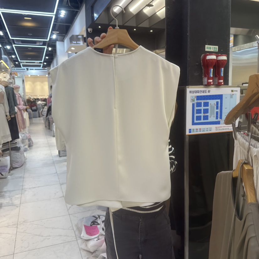 SANS韓國直郵東大門代購女裝新品熱賣推薦休閑吊帶背心含腰繩SANS吊帶/背心