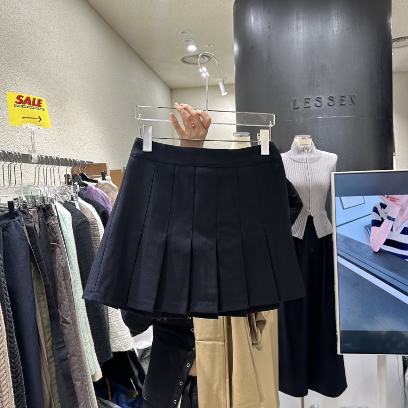 LESSEN韓國直郵東大門代購女裝新款推薦真品休閑熱賣人氣短裙LESSEN短裙