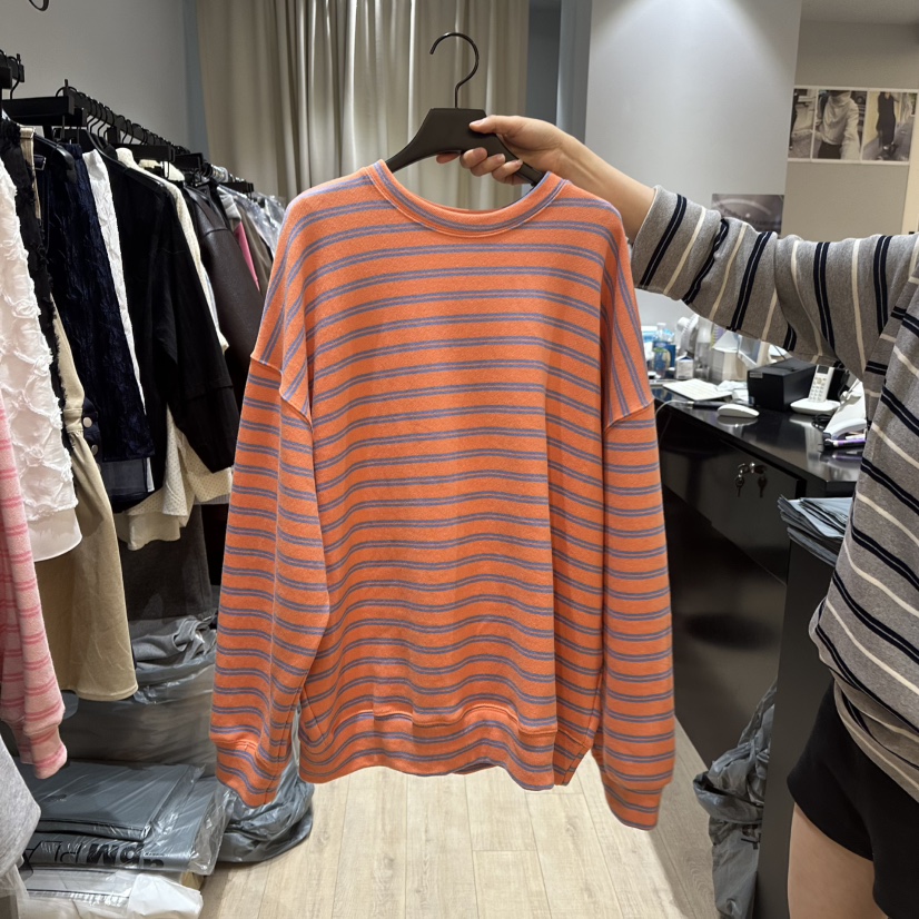 SOFTNESS韓國直郵女裝新品時尚熱賣真品25春夏人氣職業衛衣Softness/Cosmic衛衣圖色2