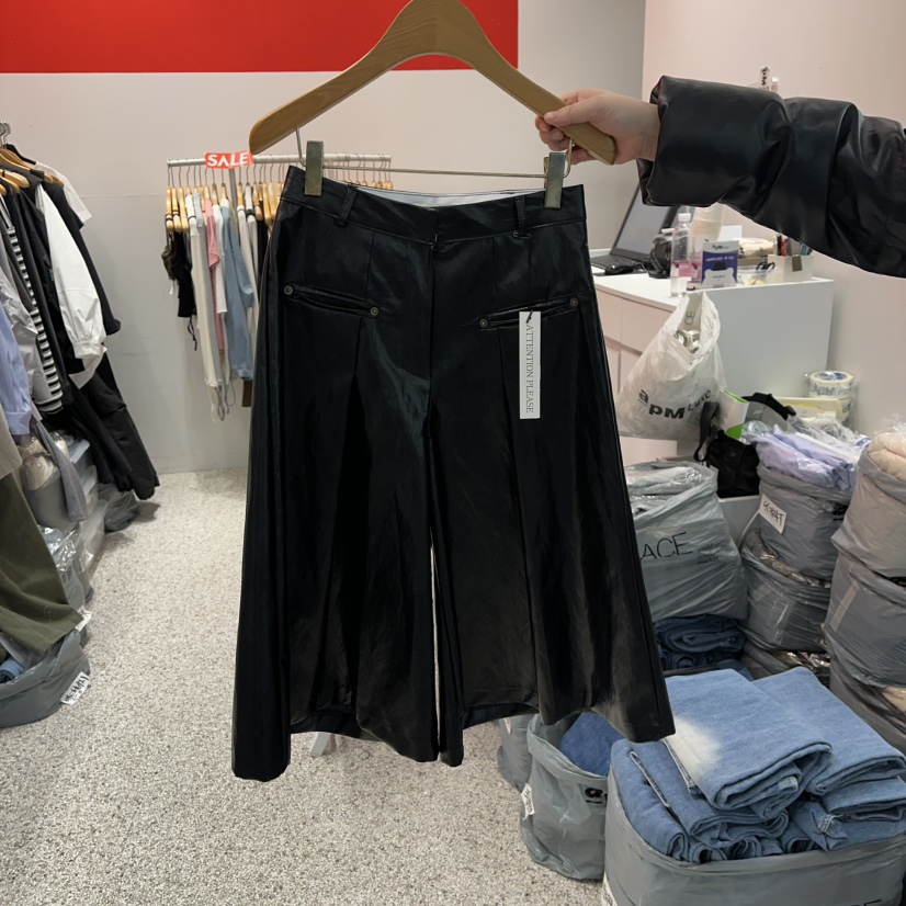 ATPZ韓國直郵東大門代購女裝新品休閑真品職業人氣短褲皮革ATTENTION PLEAES短褲圖色2
