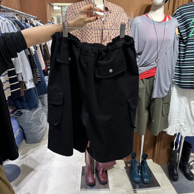 AMOUR韓國直郵女裝新品推薦職業人氣熱賣25春夏真品時尚短褲AMOUR短褲