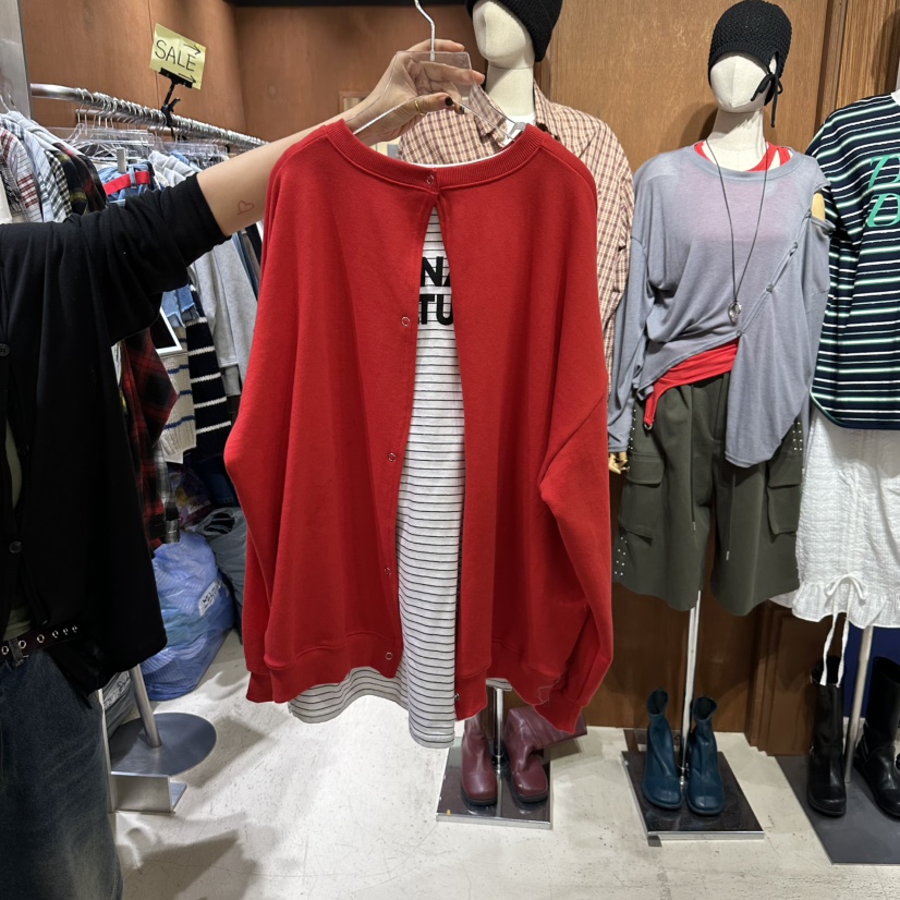 AMOUR韓國直郵東大門代購女裝新品休閑職業時尚熱賣人氣衛衣AMOUR衛衣