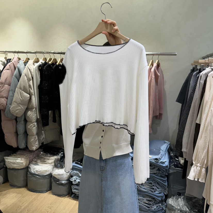 BUTTER-P韓國直郵東大門實拍女裝新品時尚休閑25春夏長袖T恤HELVETICA長袖T恤圖色2