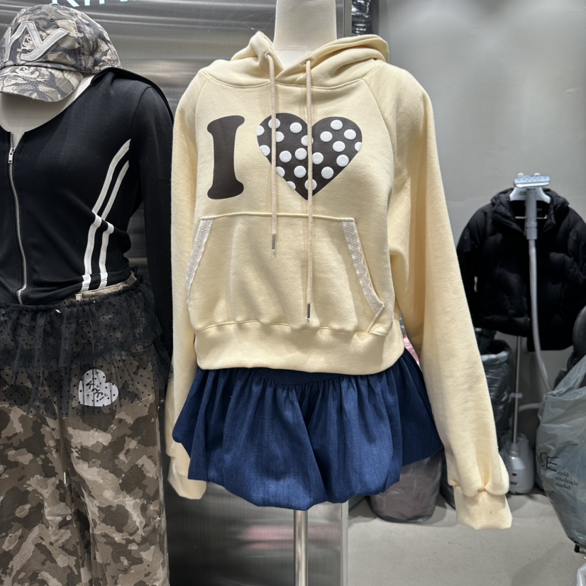 KIKI韓國直郵東大門實拍女裝新品休閑推薦職業時尚衛衣兜帽KIKI衛衣圖色2