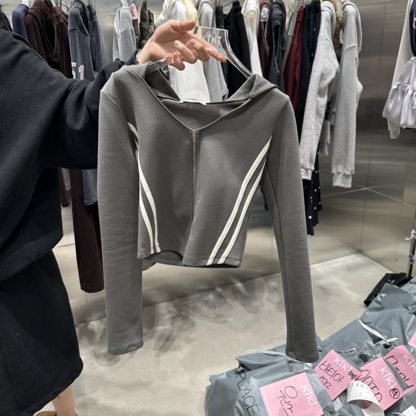 KIKI直郵韓國代購女裝新品人氣休閑職業25春夏熱賣衛衣拉鏈KIKI衛衣圖色2
