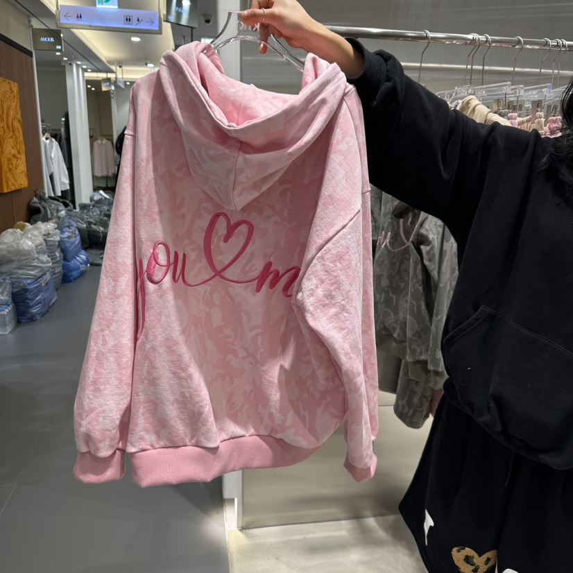 KIKI韓國直郵東大門代購女裝新款休閑熱賣衛衣刺繡迷彩連帽KIKI衛衣
