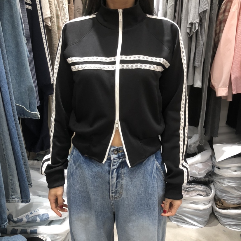 ALMOND PEPE韓國直郵女裝新品時尚真品職業休閑熱賣衛衣拉鏈ALMOND PEPE衛衣圖色2