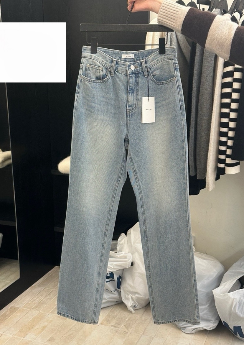 MOANI韓國㊣直郵東大門代購女裝新款職業人氣時尚牛仔褲修身MOANI牛仔褲