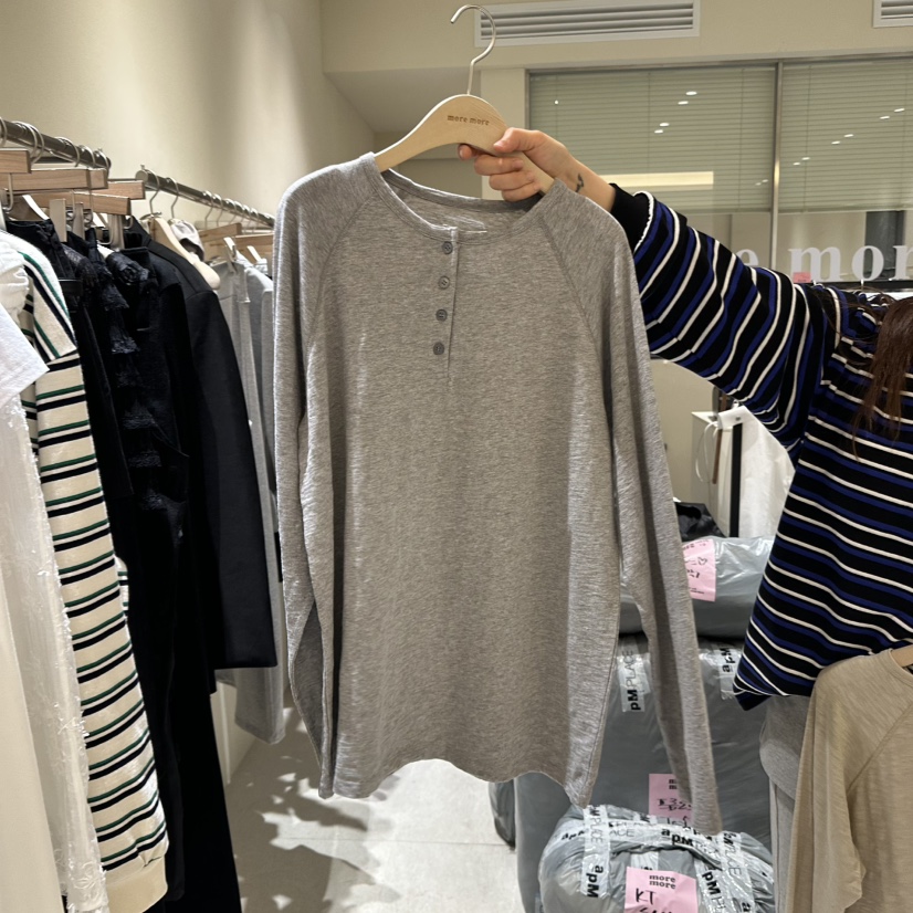 MOREMORE韓國直郵㊣女裝新款時尚熱賣職業人氣25春夏長袖T恤more more長袖T恤圖色4