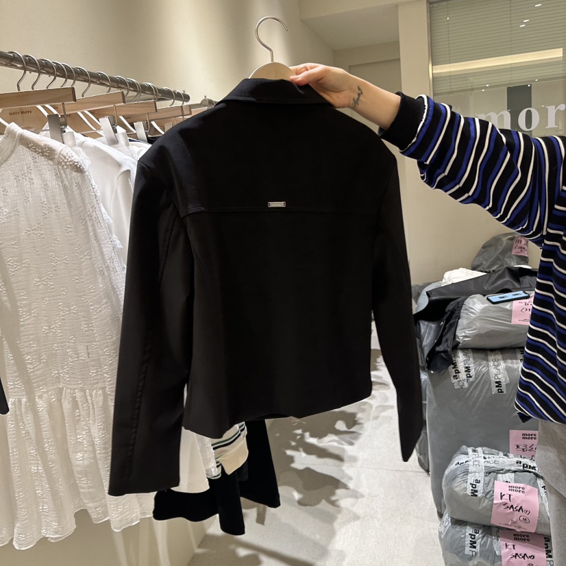 MOREMORE韓國㊣直郵東大門代購女裝新品時尚熱賣職業夾克皮革more more夾克