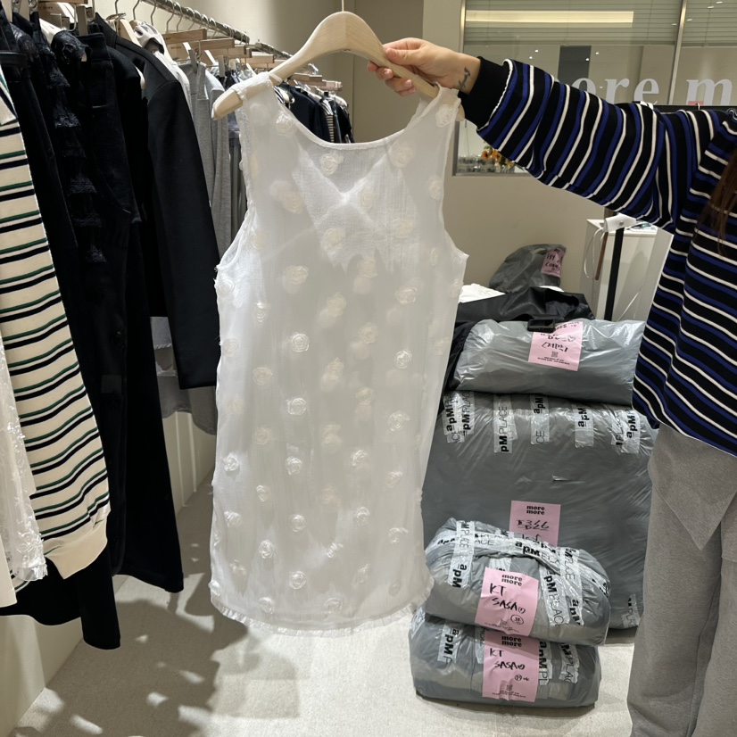 MOREMORE韓國㊣直郵東大門代購女裝新款25春夏職業人氣連衣裙more more連衣裙