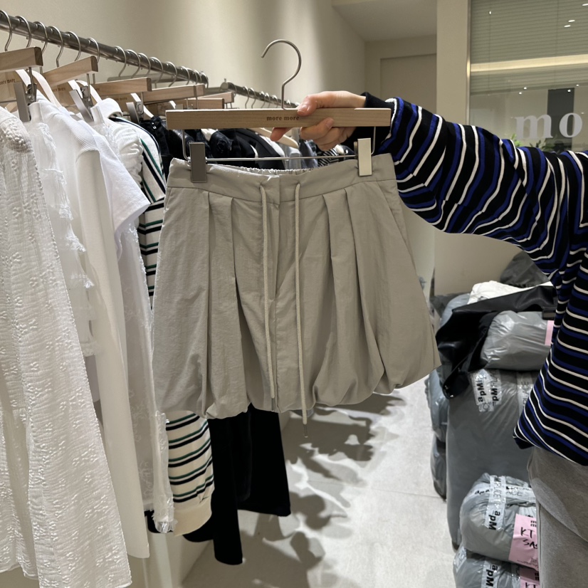 MOREMORE韓國㊣直郵東大門代購女裝新品人氣推薦時尚休閑短褲more more短褲圖色3