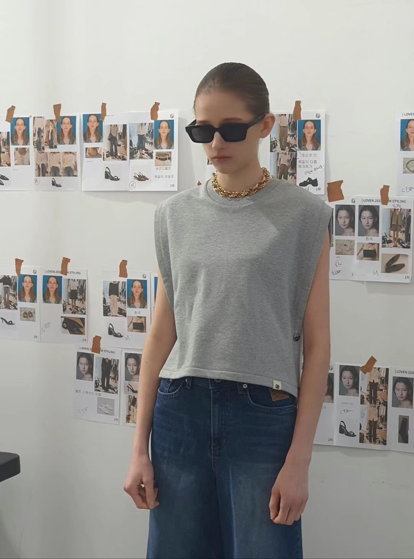 GENTLE B韓國㊣直郵東大門代購女裝新款時尚職業吊帶背心柔軟GENTLE B/LOVENTINA吊帶/背心圖色1