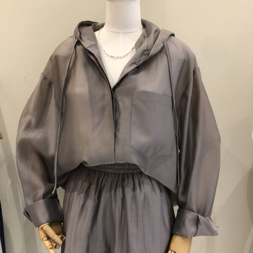 空韓國㊣直郵東大門代購女裝新品推薦人氣時尚襯衫蕾絲衫天絲HANNA21襯衫/蕾絲衫圖色2