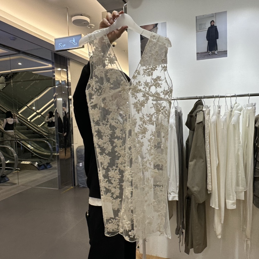 MAINT直郵韓國代購㊣女裝新品時尚人氣推薦休閑熱賣連衣裙刺繡MAINT連衣裙