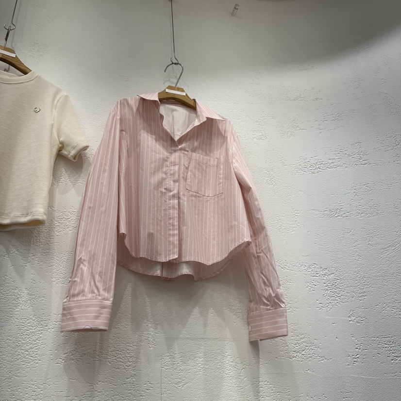 TERAIS韓國直郵㊣東大門實拍女裝新品時尚推薦襯衫蕾絲衫短款TERAIS襯衫/蕾絲衫圖色2