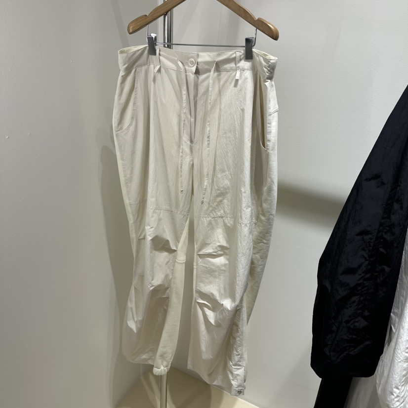 ART IS OVER韓國直郵㊣東大門實拍女裝新品25春夏人氣休閑褲ART IS OVER休閑褲圖色2