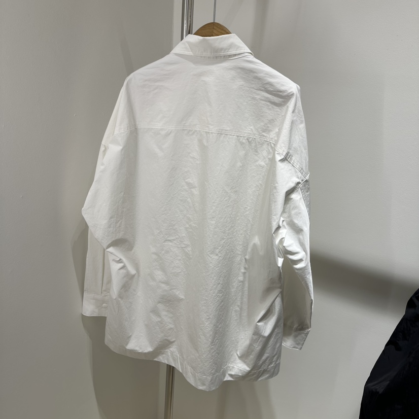 ART IS OVER韓國㊣直郵東大門代購女裝新品25春夏襯衫蕾絲衫口袋ART IS OVER襯衫/蕾絲衫