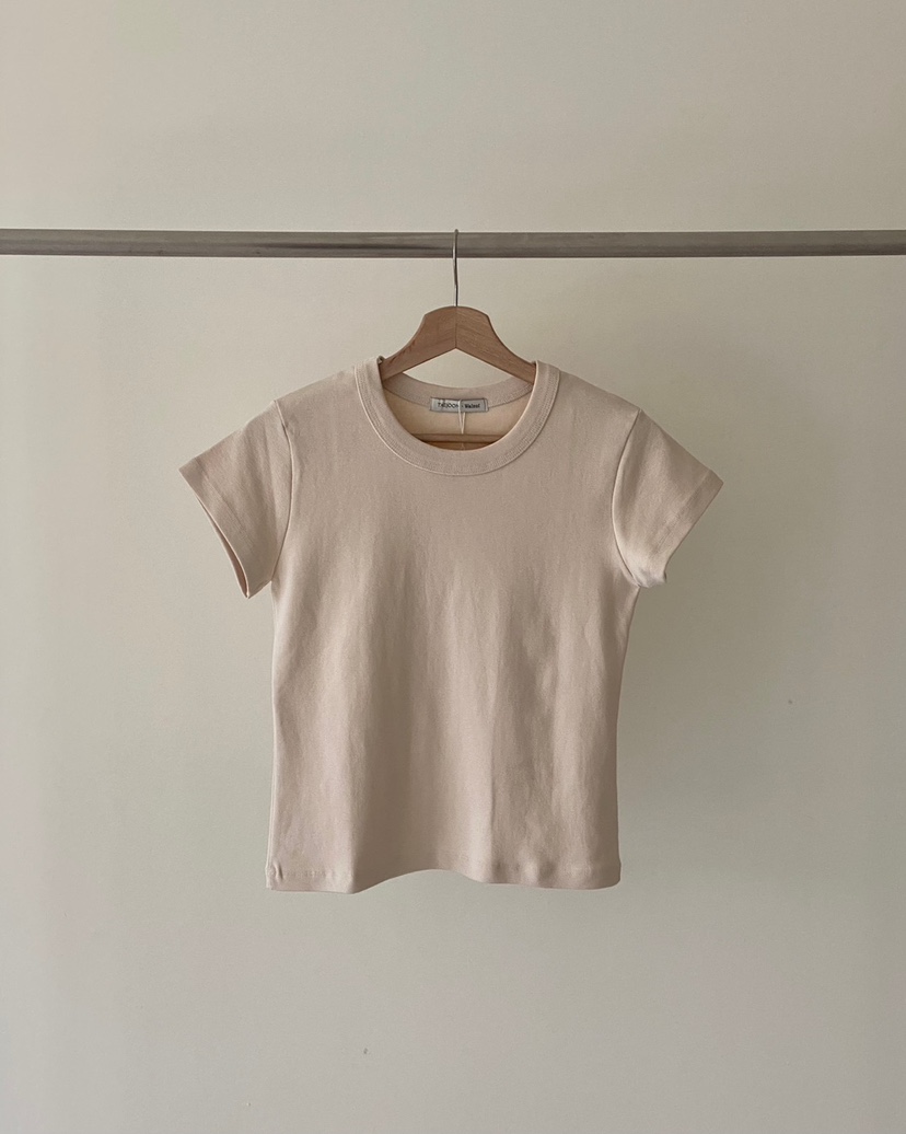 WALNUT/TAEJOON韓國直郵女裝新品人氣時尚職業推薦熱賣T恤Walunt/TAEJOONT恤圖色2