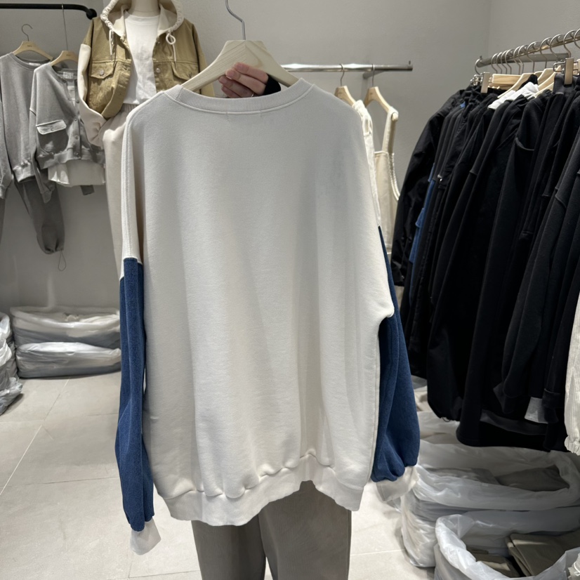 IN KIRA韓國代購女士新品職業真品25春夏時尚人氣熱賣衛衣IN KIRA衛衣