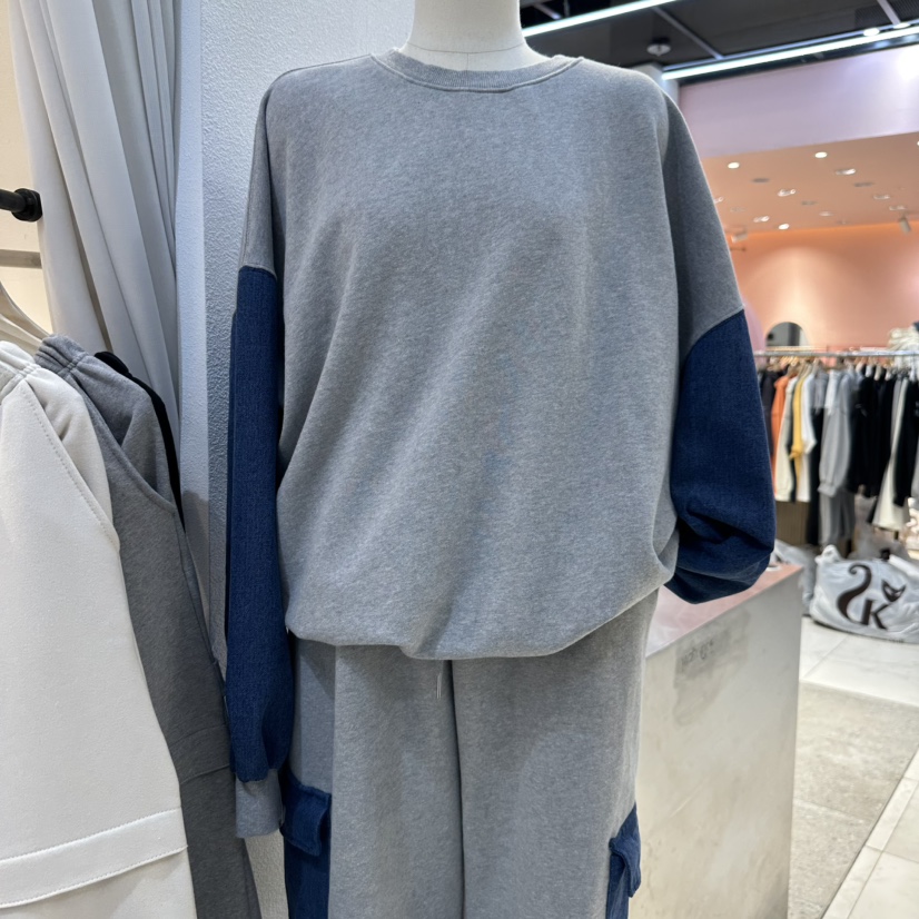 IN KIRA韓國代購女士新品職業真品25春夏時尚人氣熱賣衛衣IN KIRA衛衣