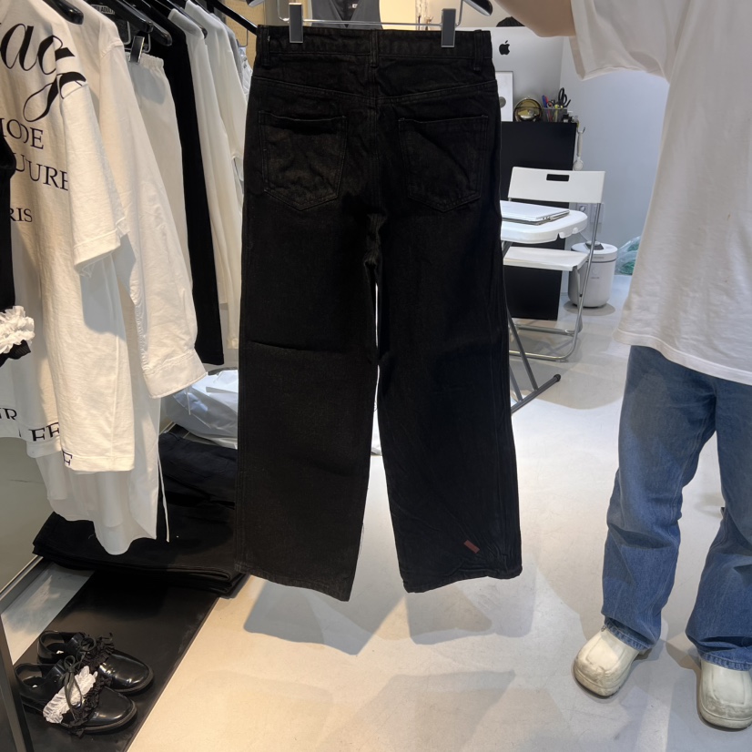 NEU ADULT韓國直郵㊣東大門實拍女裝新品職業熱賣休閑牛仔褲NEU ADULT牛仔褲