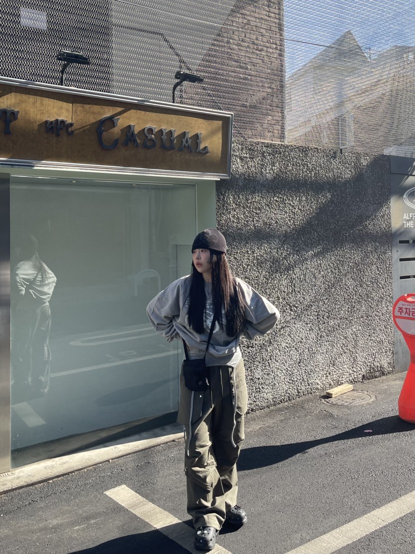 LUMEN-P韓國直郵女士新款真品25春夏時尚人氣推薦職業衛衣LUMEN-P衛衣