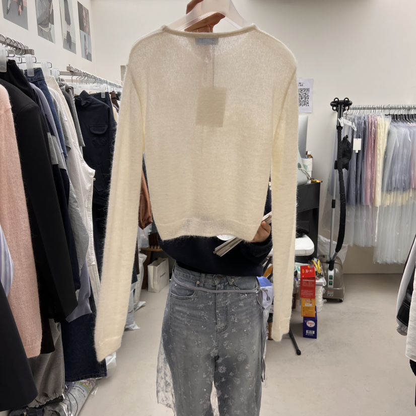 SOLD OUT直郵韓國代購㊣女裝新品推薦人氣職業毛衣刺繡開衫SOLD OUT毛衣